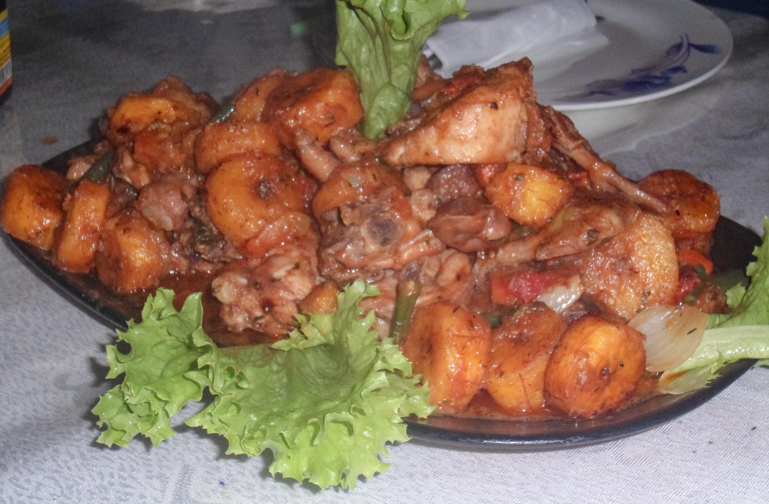 Poulet DG (Poulet & Plantains)